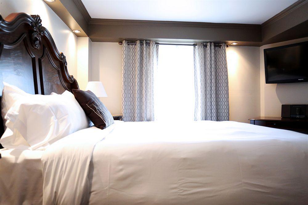 Clarendon Hotel 4*