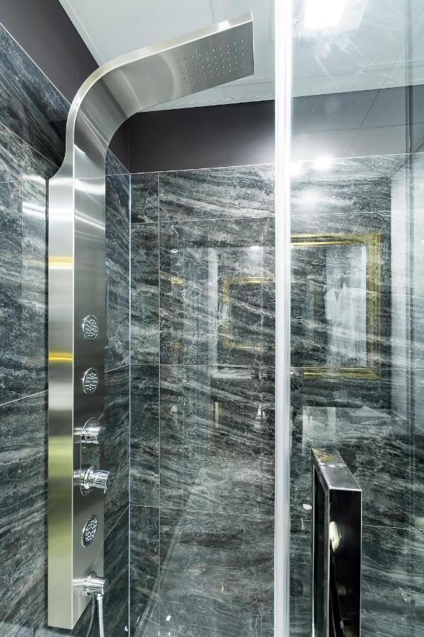 Hotel Clarendon 4*